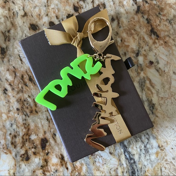 Louis Vuitton bag charm - Picture 2 of 12